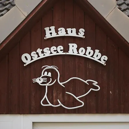 Ostseerobbe Holiday home *