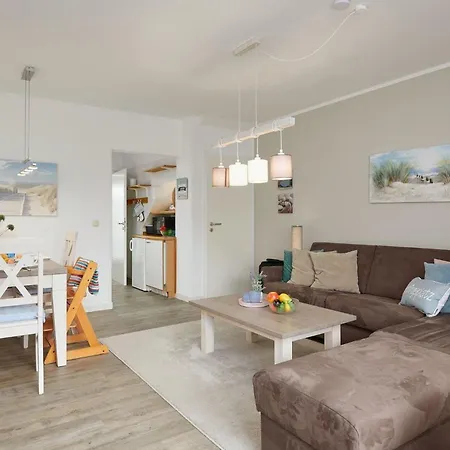 Holiday home Ostseerobbe *